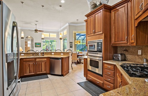 Biggar House | Beautiful furnished home, all amenities, close to beaches, lovely preserve view.