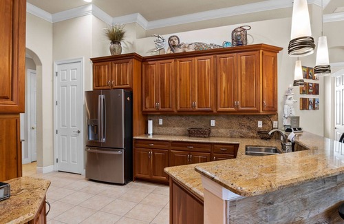 Biggar House | Beautiful furnished home, all amenities, close to beaches, lovely preserve view.