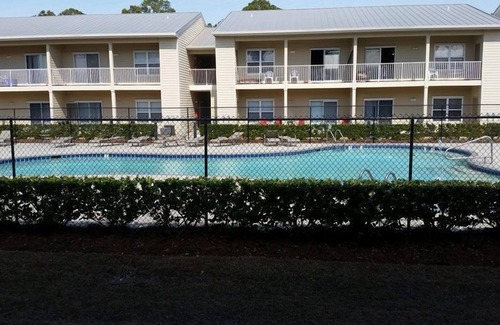 Gulf Shores Condo | Beautiful Furnished in Courtyard Overlooking Pool 2nd floor