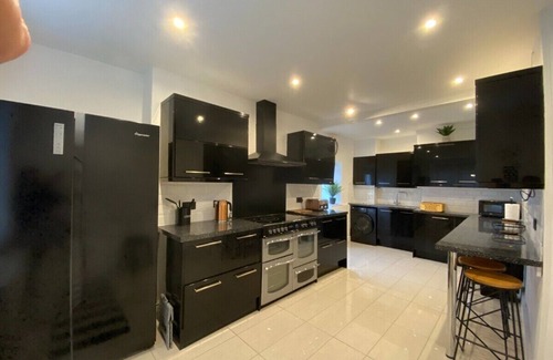 Llandudno Cottage | Beautiful cottage in downtown Llandudno