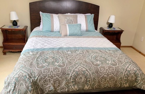 Greentown Ski Chalet | Beautiful getaway at Lake Wallenpaupak - Indian Rocks