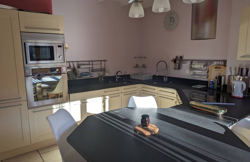 Mazan Villa | Beautiful gite at the foot of the Ventoux for 4 people