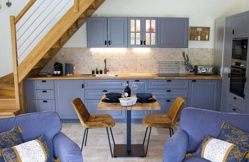 Lalinde Cottage | Beautiful Gite in the Dordogne countryside, 30 minutes from Bergerac