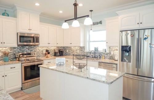 Dauphin Island House | Beautiful Gulf Front Home with plenty of room for your Family. Enjoy the Gulf!