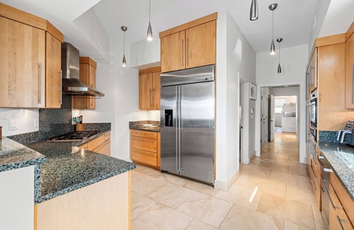 Dauphin Island House | Beautiful Gulf Front home in gated East End community