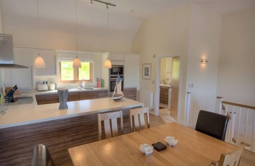 Talland House | Beautiful holiday home, just a walk away from Talland beach.