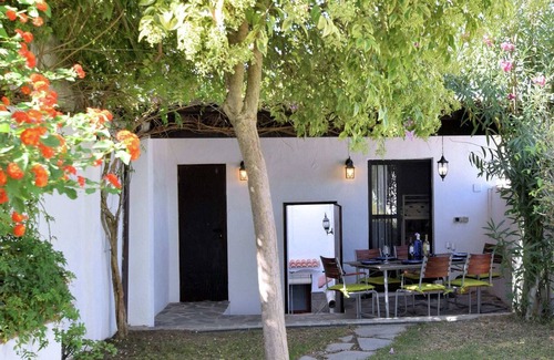 Rute House | Beautiful Holiday Home with Private Swimming Pool in Rute