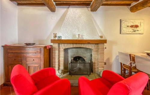 Caprese Michelangelo House | Beautiful Home In Caprese Michelangelo
