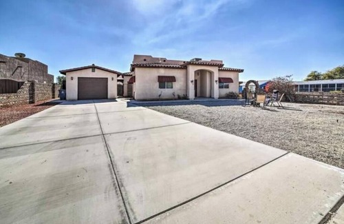 Foothills House | Beautiful home and scenic mountain view!