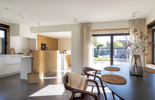 Uitkerke House | Beautiful home by the sea. Ideal for families or a group of friends