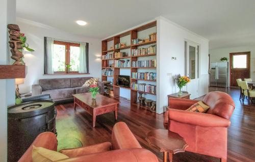 Dreischor House | Beautiful Home In Dreischor