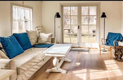 Loderup House | Beautiful Home In Löderup With Kitchen