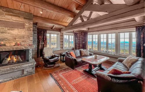 Lillehammer House | Beautiful Home In Lillehammer With House A Mountain View