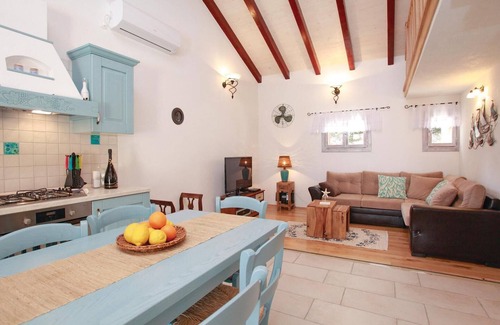 Prizba House | Beautiful home in Prizba with WiFi