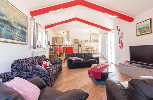 Valdebek House | Beautiful home in Pula with WiFi