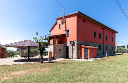Passignano sul Trasimeno House | Beautiful home in Passignano sul T