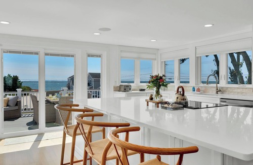 Old Lyme Cottage | Beautiful home located at White Sand Beach, Old Lyme, Ct