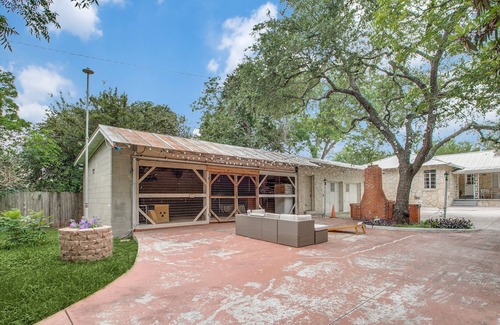 Eastside Promise Neighborhood House | Beautiful Home Near Downtown+Riverwalk