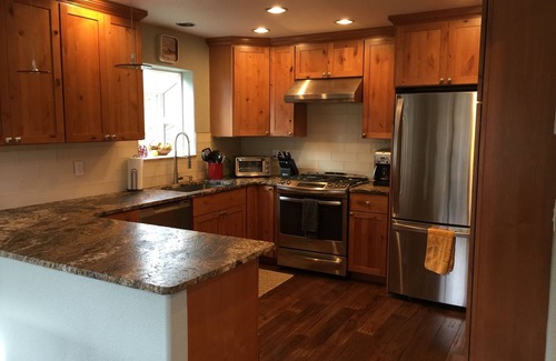 Frisco House | Beautiful Home On 10 Mile Creek!