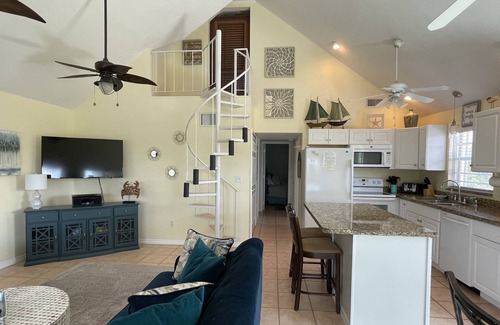 Ramrod Key House | **BEAUTIFUL HOME ON CANAL, W/BOAT RAMP & DOCK, BIKES & KAYAKS**