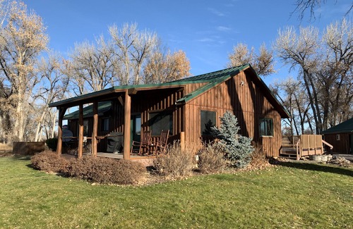 Hardin House | Beautiful Home on the Big Horn River