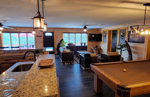 Lake George House | Beautiful Home with Lake Views 4/2 - Resort Access for Fee