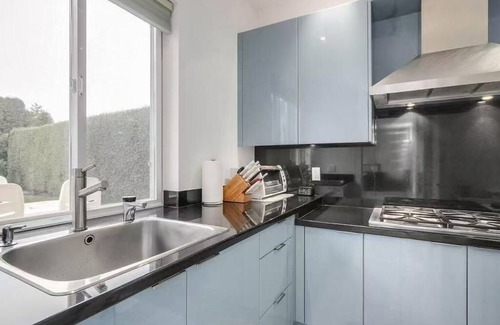 Richmond House | Beautiful House at Cental Richmond