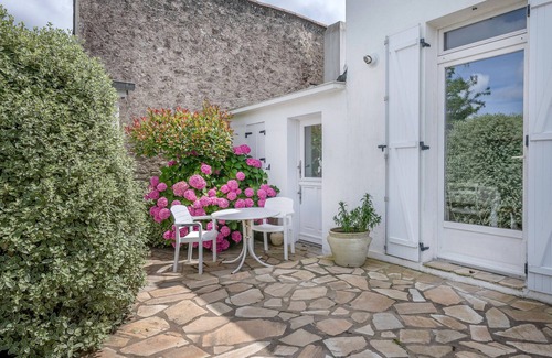 Saille Ski Chalet | Beautiful house for 6, in the heart of the salt marshes