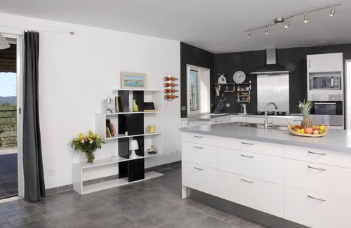 Callas Villa | beautiful house in olive grove, infinty pool and hot tub, panoramic view 8 pax