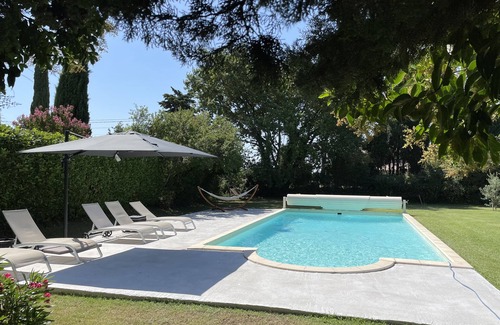 Camaret-sur-Aigues House | BEAUTIFUL INDEPENDENT APARTMENT IN OLD VILLAGE MAS