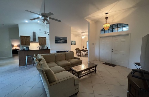 Bokeelia House | Beautiful Island Sanctuary with Modern Amenities