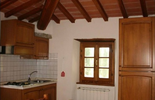 Castiglion Fiorentino Apartment | Beautiful apartment for 2 guests with WIFI, pool, TV and pets allowed, close to Cortona