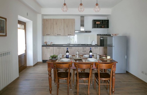 Castiglion Fiorentino Villa | Beautiful private villa for 6 people with A/C, private pool, WIFI, TV and terrace, close to Cort.