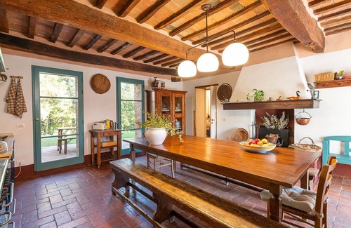 Civitella Paganico House | Beautiful villa for 12 guests with private pool, WIFI, TV, terrace, pets allowed and panoramic .