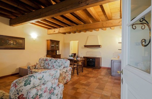 San Benedetto di Lugana Apartment | Beautiful apartment for 4 people with A/C, WIFI, pool, TV and terrace