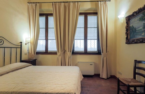 San Benedetto di Lugana Apartment | Beautiful apartment for 6 guests with pool, WIFI, A/C, TV, patio, panoramic view and parking