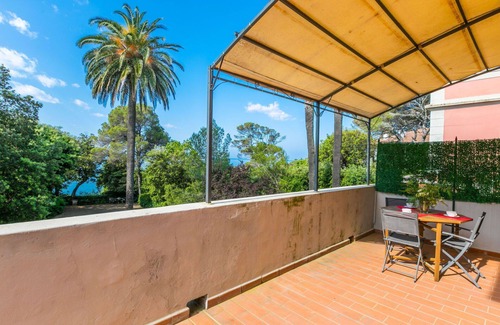 Castiglioncello Villa | Beautiful villa for 6 people with A/C, WIFI, TV, terrace and pets allowed
