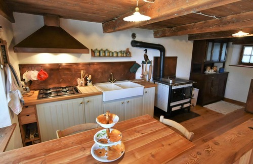 San Giacomo Filippo House | Beautiful private villa for 6 guests with TV