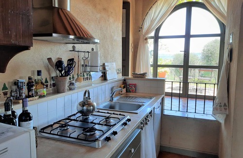 San Giovanni d'Asso Villa | Beautiful private villa with private pool, A/C, WIFI, TV, patio, panoramic view, close to Montalcino