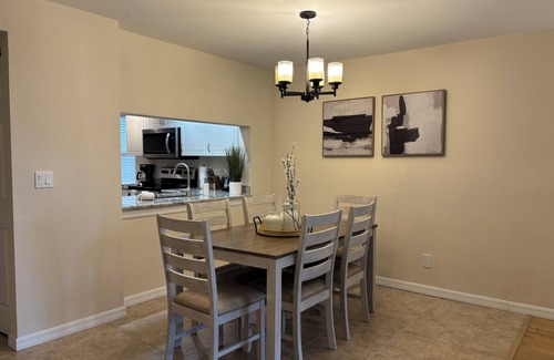 Iona Condo | Beautiful Kelly Greens 1st Floor Corner Unit Condo
