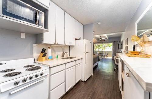 Kihei Apartment | Beautiful Kihei Hideaway Studio Across the Beach LSV02