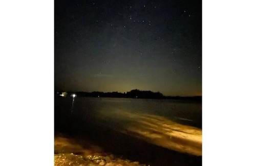 Frontenac Cottage | Beautiful Lake Front 2BR Cottage