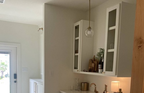 Creole House | Beautiful Lake house located in Big lake!