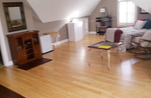 High Point House | Beautiful lake view 5-BR / 3.5 Bathroom home High Point, North Carolina.