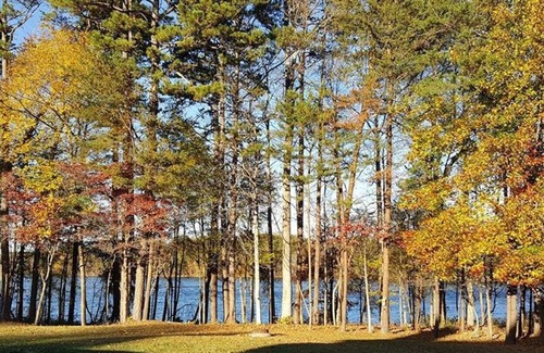 High Point House | Beautiful lake view 5-BR / 3.5 Bathroom home High Point, North Carolina.