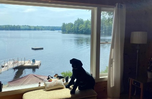 Damariscotta House | Beautiful Lakefront House On Lake Pemaquid Maine with 3 Bedrooms