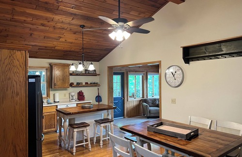 Eagle River Cottage | Beautiful lakefront cabin just minutes from downtown Eagle River!
