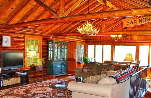 Saranac Lake Cabin | Beautiful Lakeside Log Home W/Steam Room