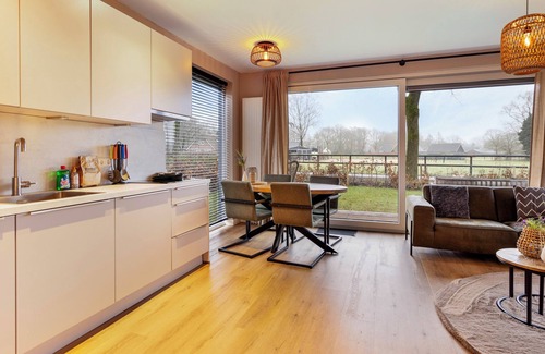 Krachtighuizen Cottage | Beautiful, luxurious lodge within walking distance of the Veluwe forests