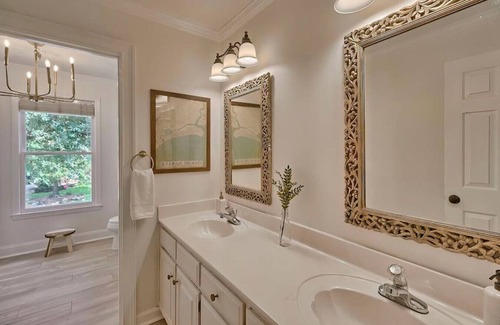 Columbia House | Beautiful Luxury Home w/Pool Close to USC!